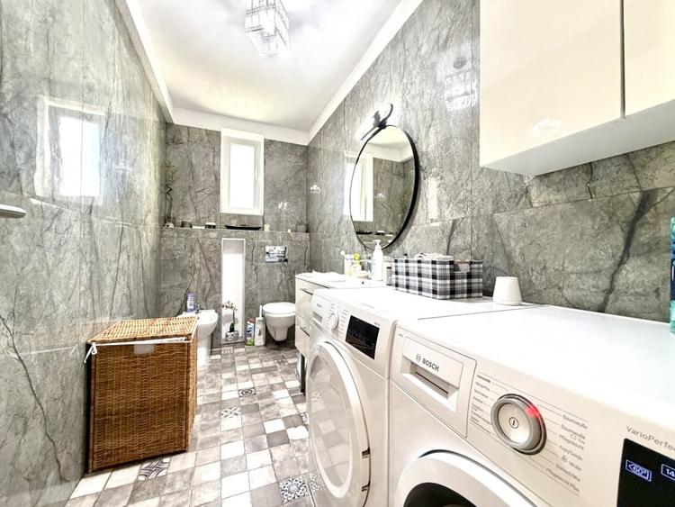 Duplex cu 4 camere cu Canalizare în Aradului