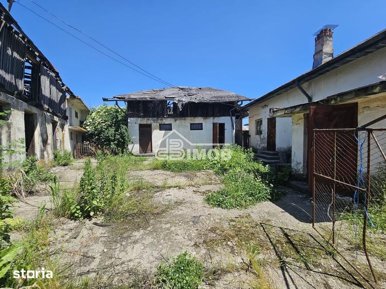 Casă cu 4 camere cu Teren 995 Mp în Ulmi