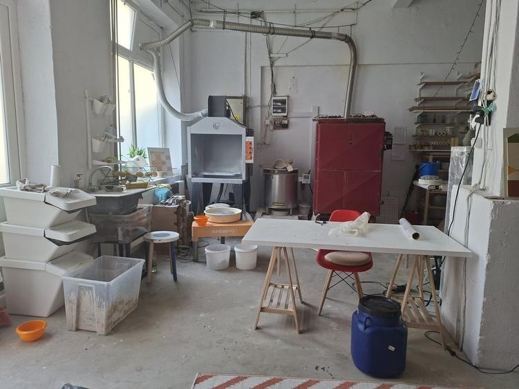 Spațiu comercial, de 250 mp, în Gara de Nord