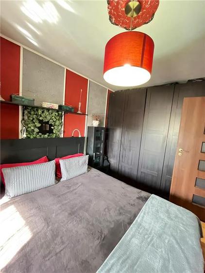Apartament cu 2 camere semidecomandat, mobilat în Bucovina