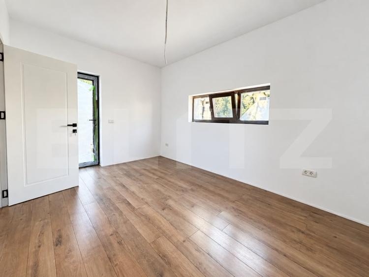 Duplex cu 4 camere cu Canalizare în Giroc