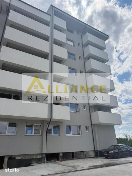 Apartament cu 3 camere decomandat în Metalurgiei