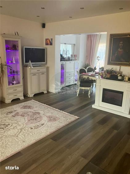 Casă cu 6 camere cu Teren 500 Mp în Terezian