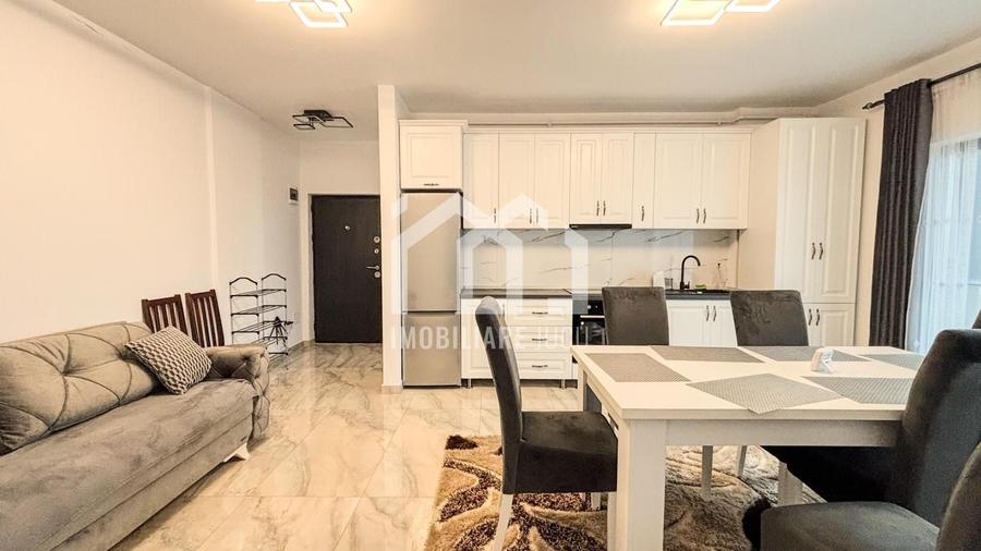 Apartament cu 3 camere semidecomandat, mobilat în Apahida