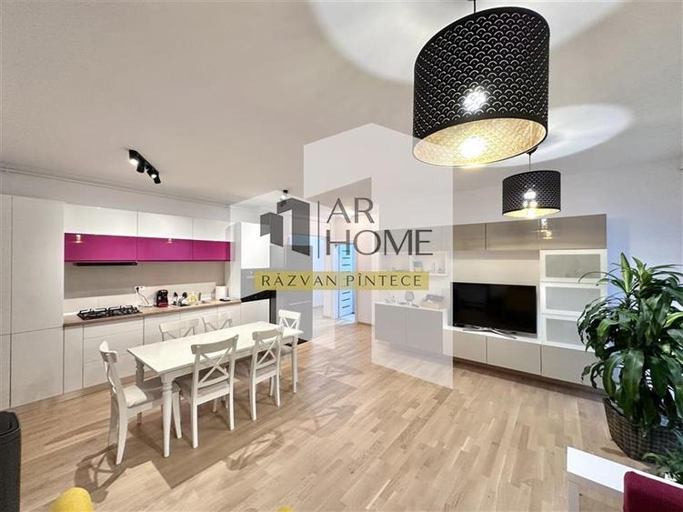 Apartament cu 3 camere decomandat în Albert