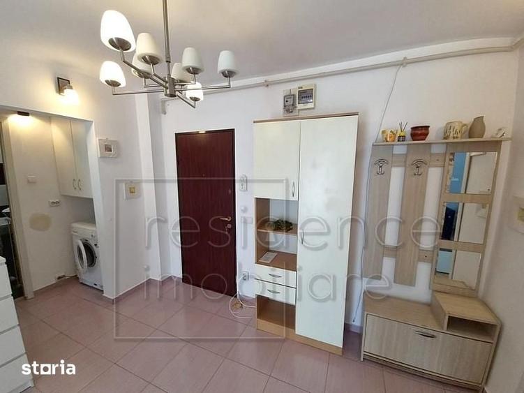 Apartament cu 2 camere decomandat în Zorilor