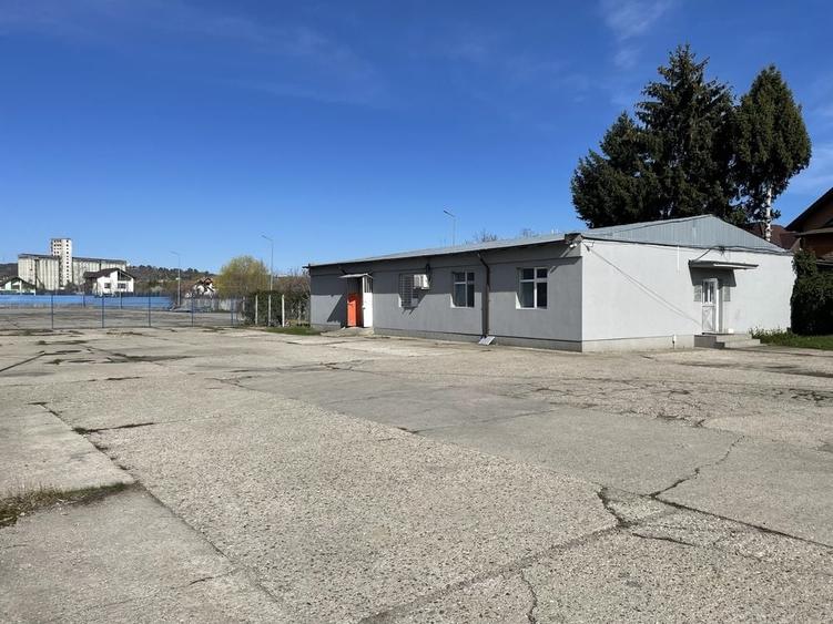 Spațiu comercial, de 78 mp, în Viforâta