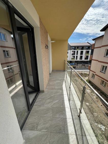 Apartament cu 2 camere decomandat în Giroc
