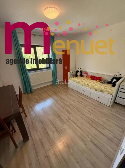 Casă cu 6 camere cu Teren 2000 Mp în Malcoci