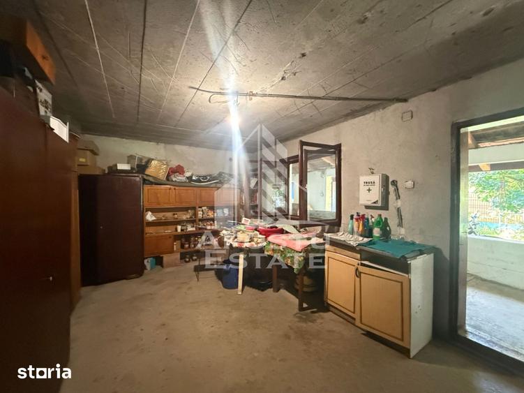 Casă cu 3 camere cu Teren 421 Mp în Plopi