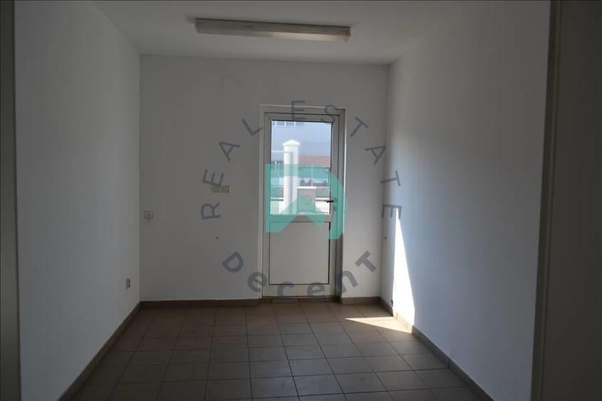 Spațiu industrial, de 828 mp, în Prejmer