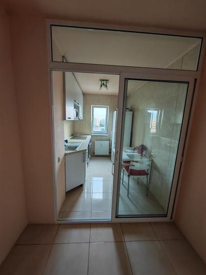 Apartament cu 2 camere decomandat în Vest
