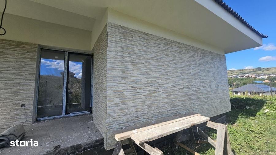 Casă cu 4 camere cu Teren 467 Mp în Central