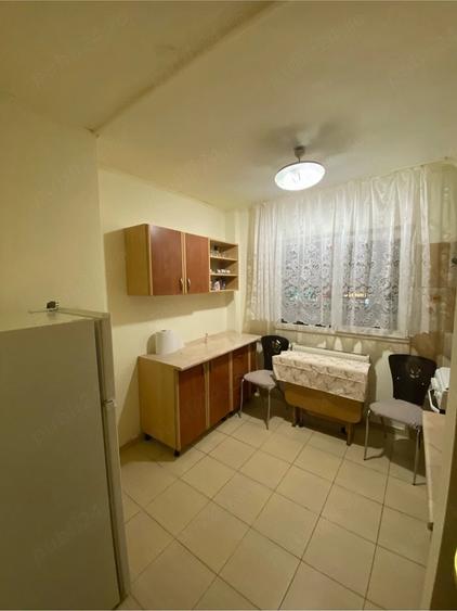 Garsonieră decomandată în Rahova