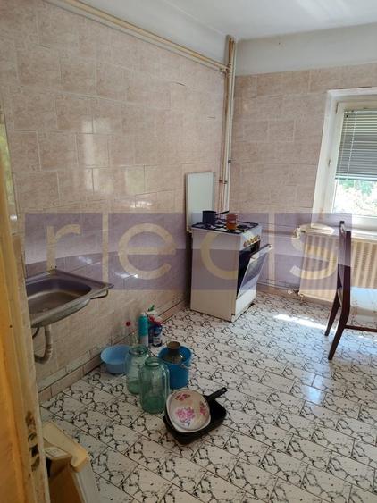 Apartament cu 2 camere decomandat în Octavian Goga