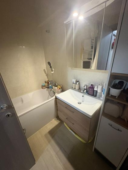 Apartament cu 2 camere decomandat, mobilat în Drumul Taberei