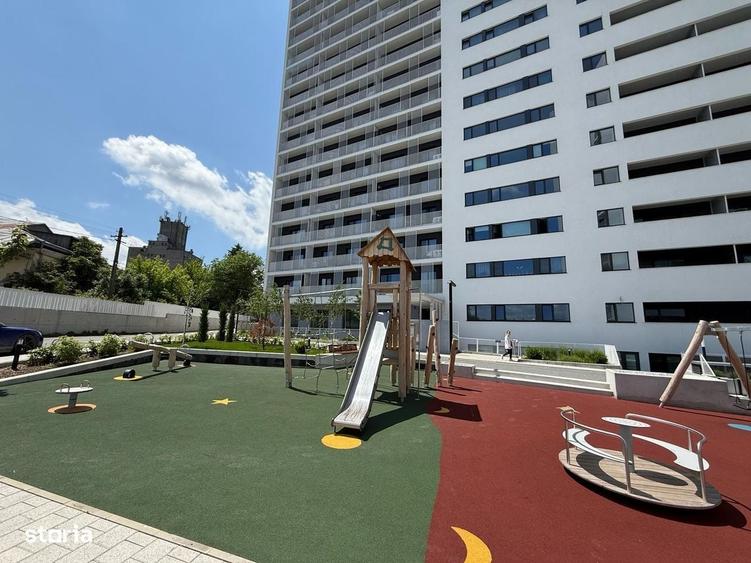 Spațiu comercial, de 68 mp, în Universității