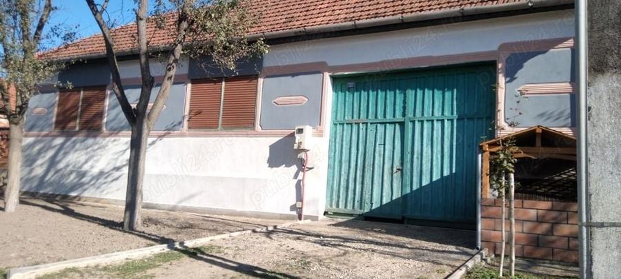 Casă cu 4 camere în Cladova