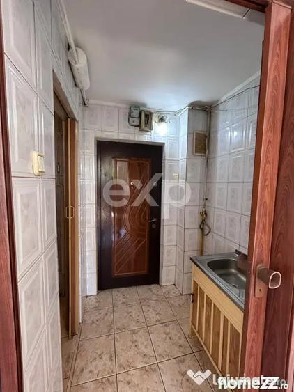 Garsoniera de vanzare Razboieni - 1