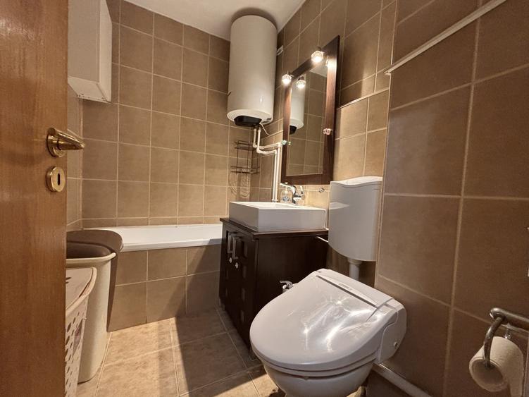 Apartament cu 2 camere semidecomandat, mobilat în Bucur Obor
