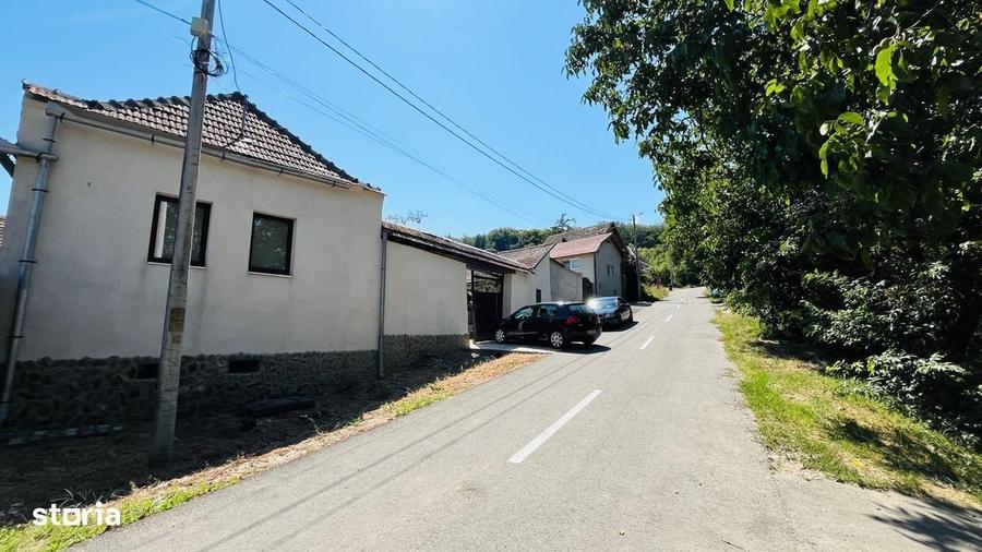 Casă cu 2 camere în Central