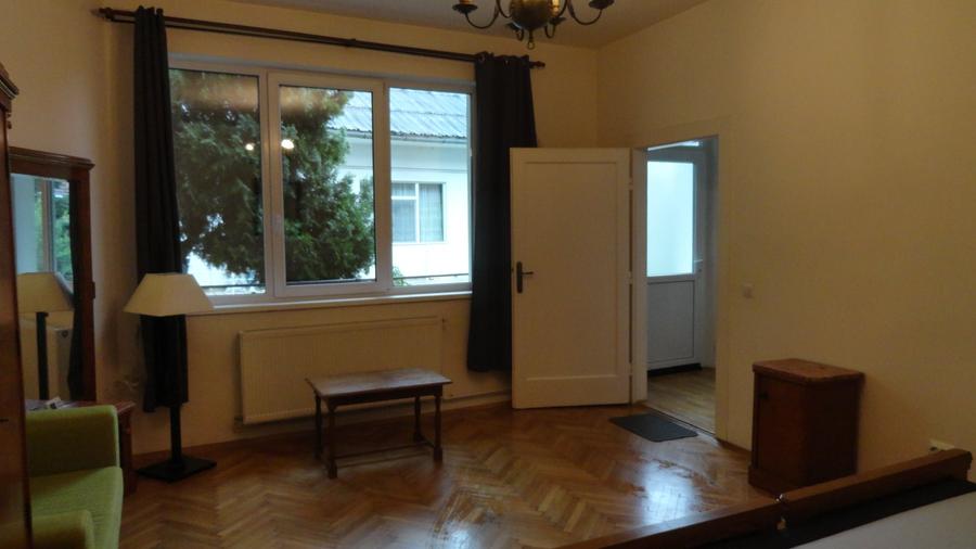 Apartament cu o camera situat in zona centrala, aproape de P-ta Avram Iancu - 5