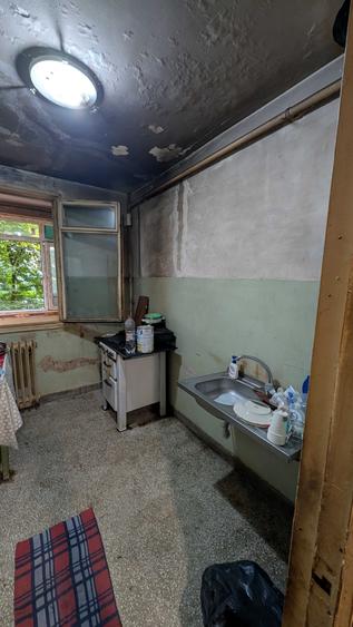 Apartament cu 2 camere semidecomandat în Fizicienilor