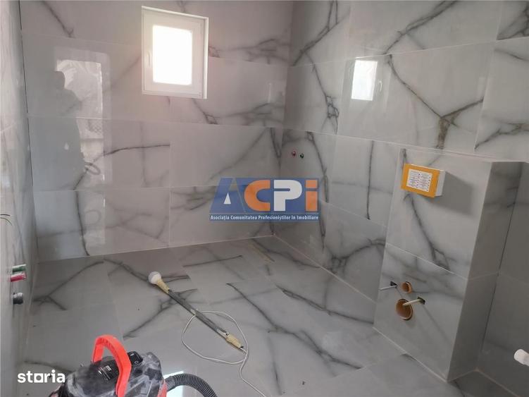 Casă cu 4 camere în Adunații-Copăceni