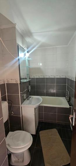 Apartament cu 2 camere semidecomandat în Micro 16