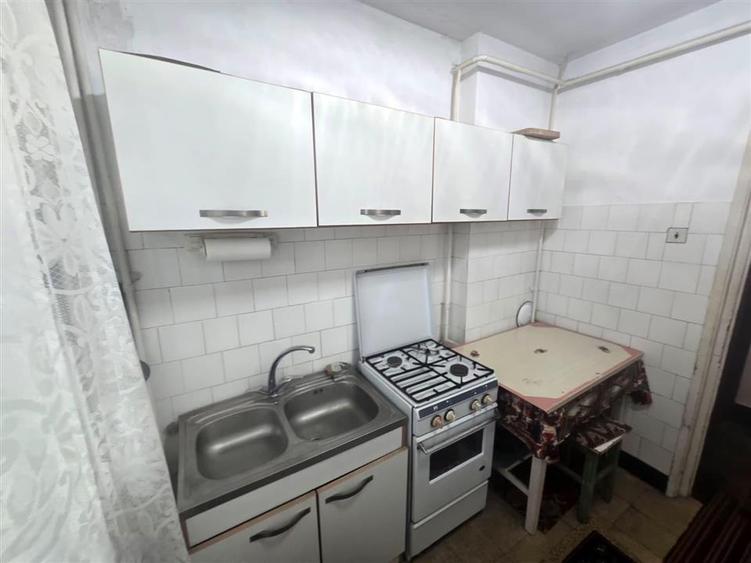 Apartament cu 2 camere semidecomandat în Ultracentral