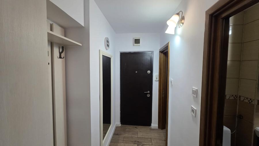 Apartament cu 2 camere nedecomandat în Central