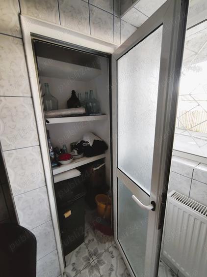 Apartament cu 3 camere decomandat în Port
