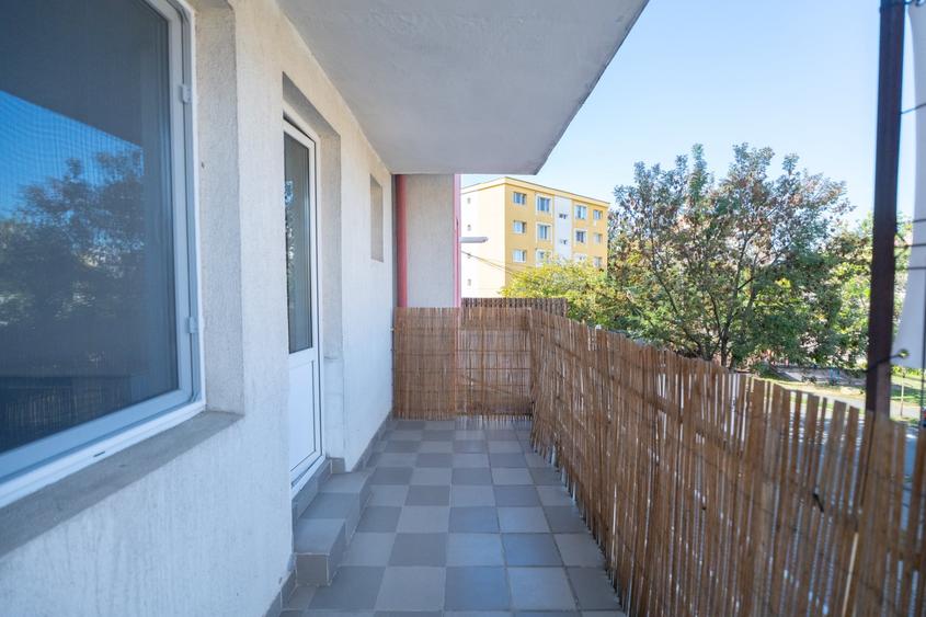 Apartament cu 3 camere decomandat în Zorilor