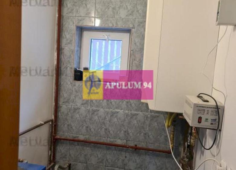 Casă individuală cu 9 camere cu Canalizare în Cumpătu