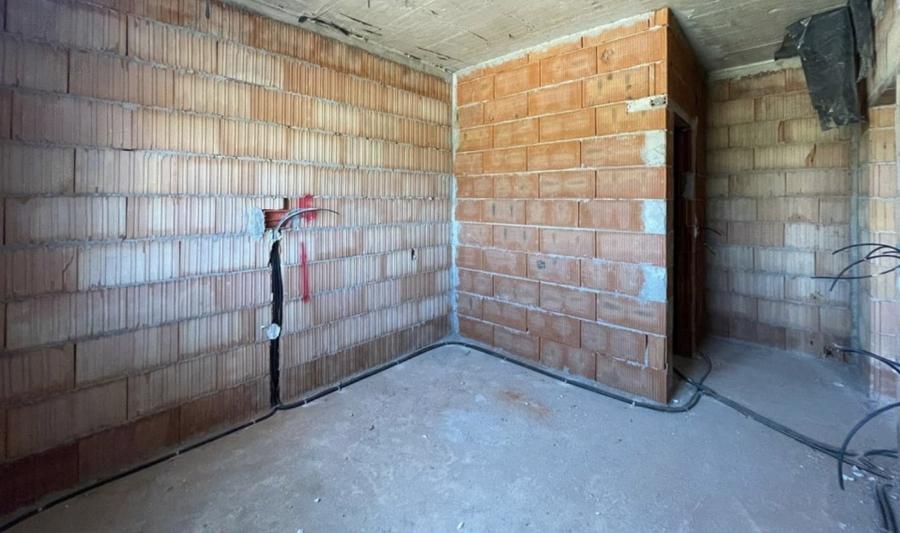 Duplex cu 3 camere cu Teren 310 Mp în Urseni