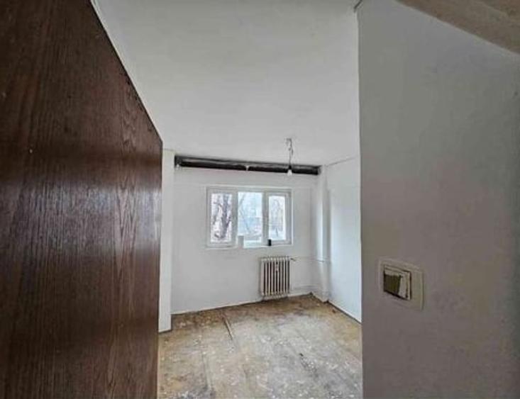 Apartament cu 4 camere în Dorobanți