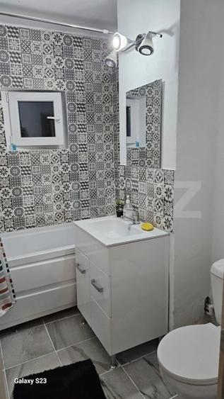 Apartament cu 2 camere decomandat, mobilat în Piața Centrală
