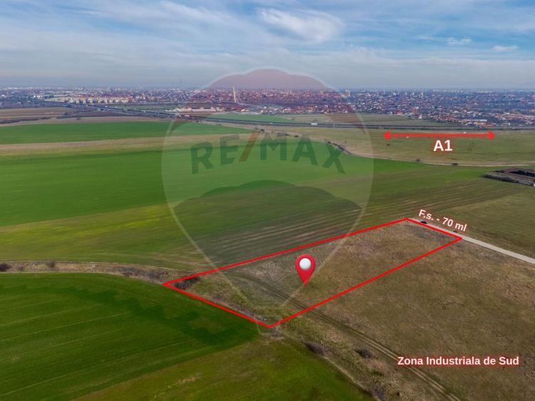Teren Construcții intravilan de 10000 mp, în Sud