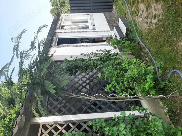 Casă cu 5 camere în Sânnicolau Mare