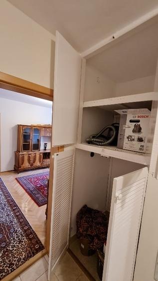Apartament cu 3 camere semidecomandat, mobilat în Complex Studențesc