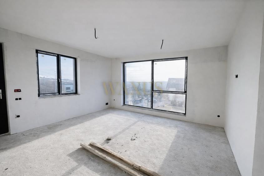 Duplex cu 4 camere cu Canalizare în Dâmbul Rotund