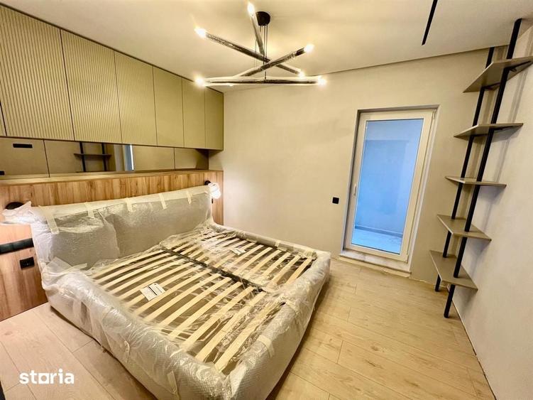 Apartament cu 4 camere decomandat în Central