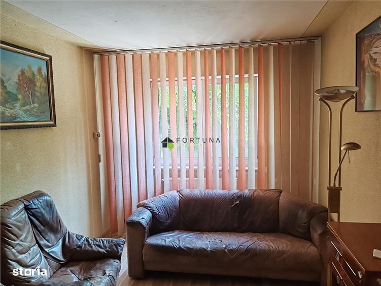Apartament cu 2 camere semidecomandat în Florilor