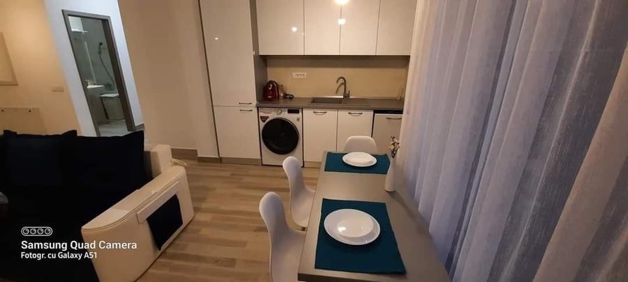 Apartament cu 2 camere decomandat, mobilat în Take Ionescu