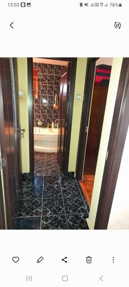 Apartament cu 3 camere semidecomandat în Central