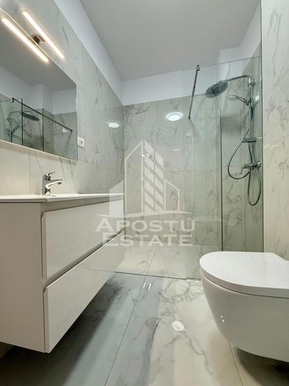 Apartament cu 2 camere semidecomandat, mobilat în Torontalului