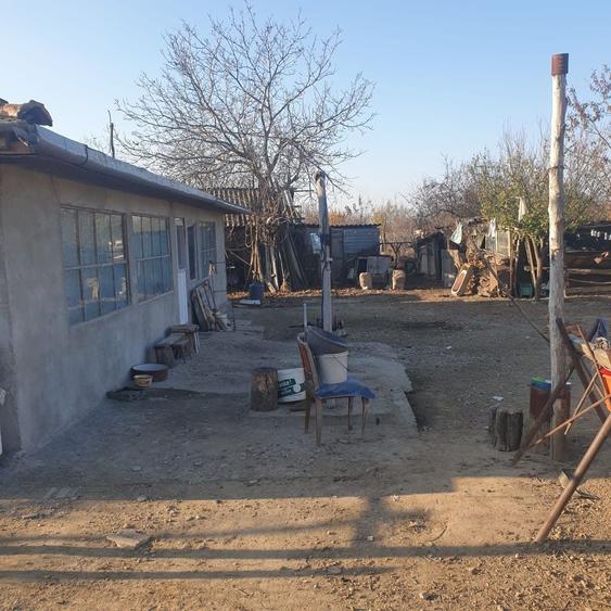 Casă cu 2 camere în Bărbătescu