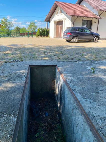 Casă cu 4 camere în Spătărești