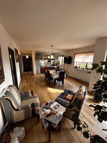 Apartament cu 3 camere în Câmpului