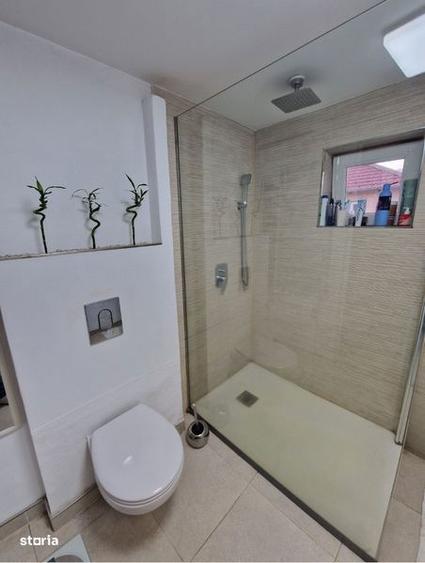 Apartament cu 3 camere în Orlat